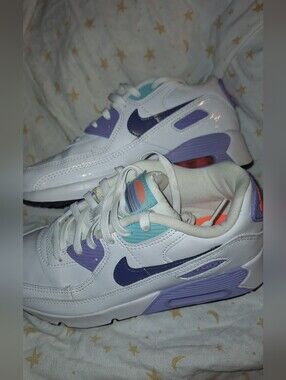 Nike Air Max 90 SE Size 3Y